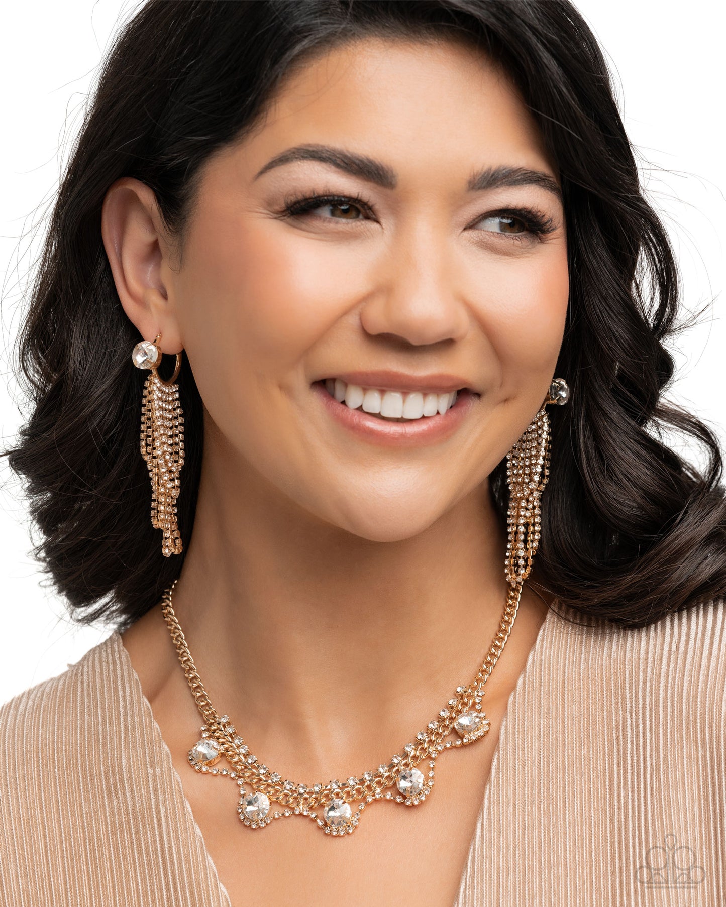 Complete Look Necklace: "Never Enough Elegance - Gold"