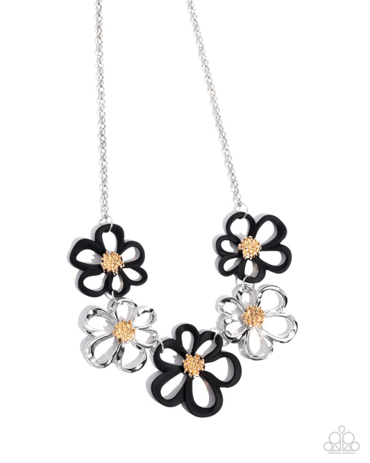 Beau Bouquet - Black