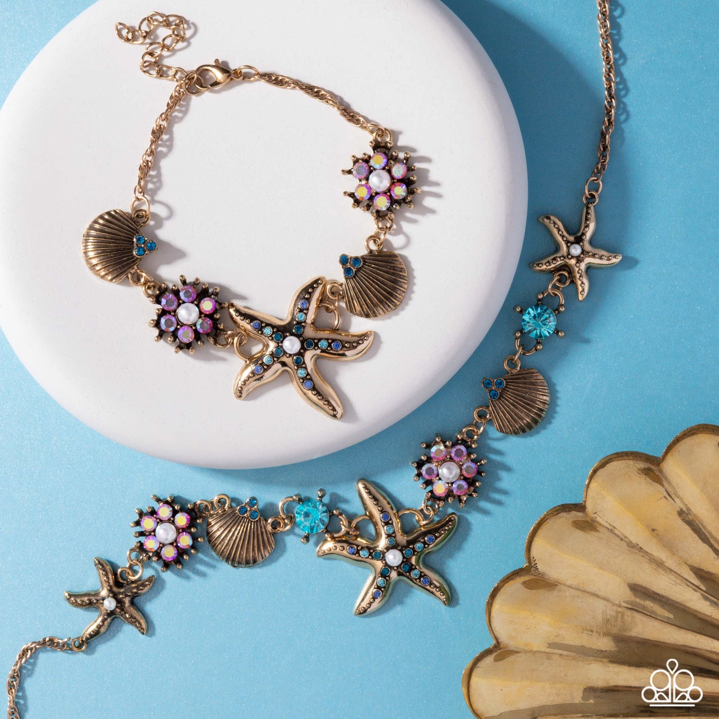 Complete Look  Necklace: "Starfish Song - Blue"